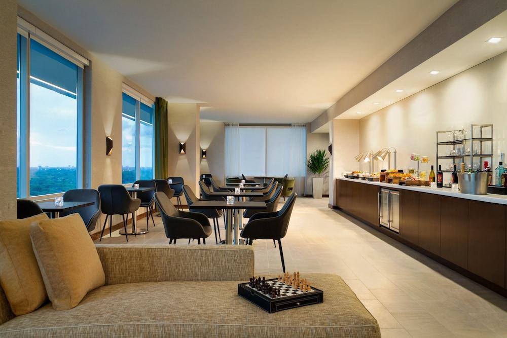 InterContinental Houston by IHG