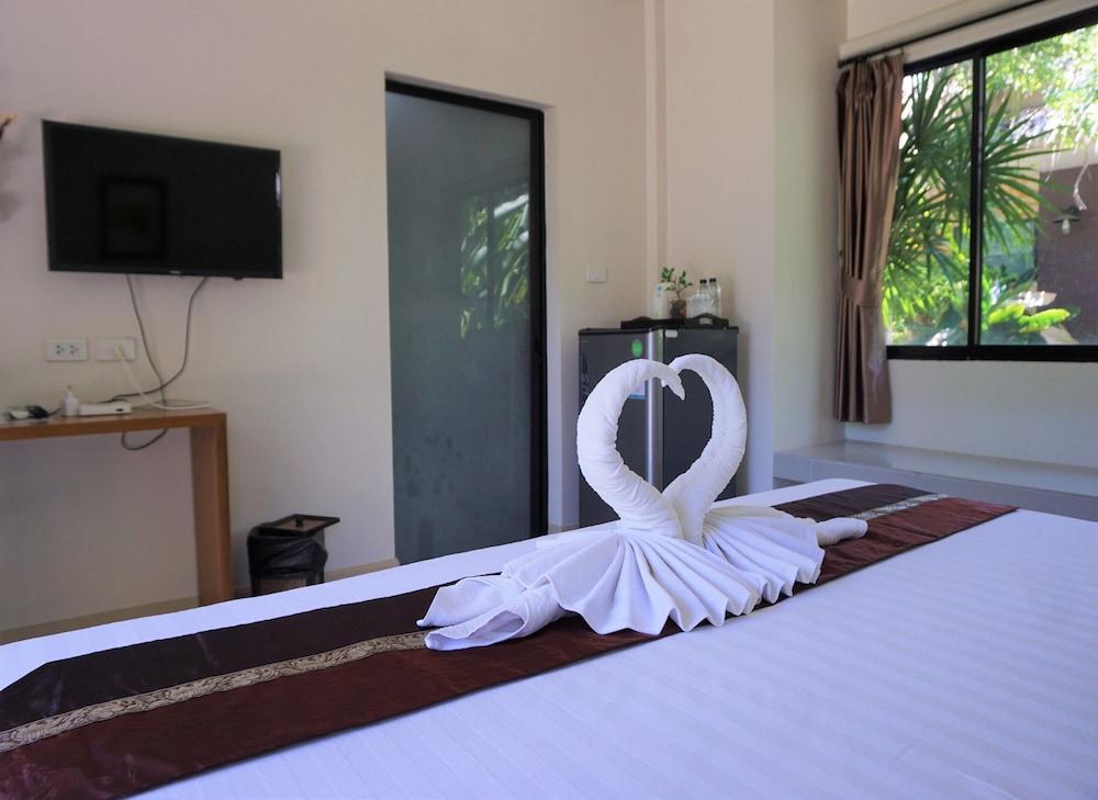 Papa's Home and Rabbit cafe