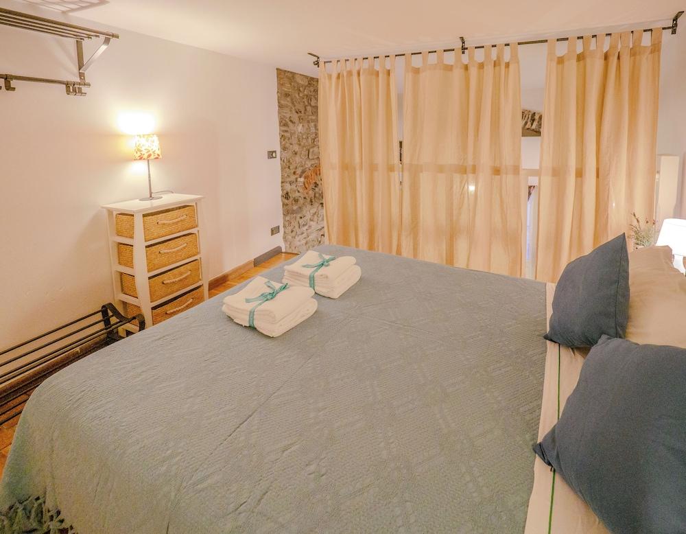 Petrella's Point Studio with AC