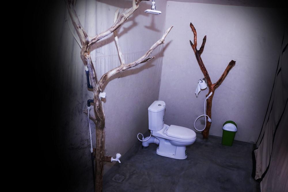 Yala wild corridor camp