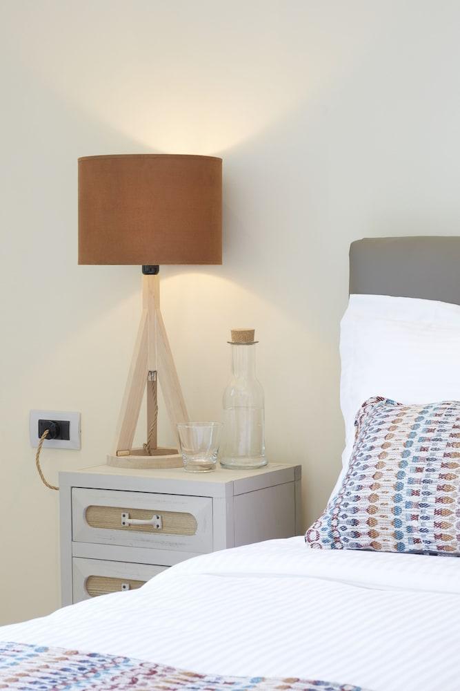 Almyriki Beach Villa