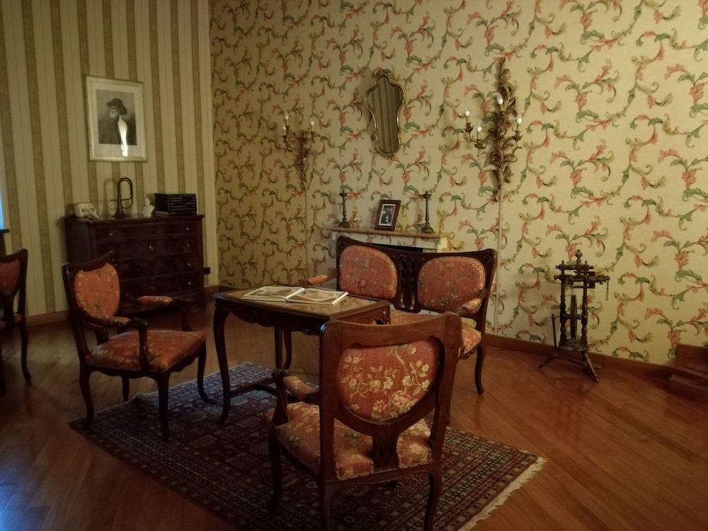 Casa Asso di Coppe B&B