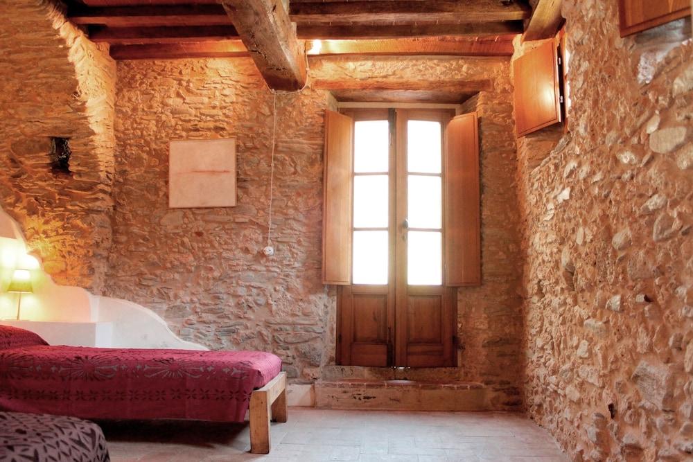 Almora Bed & Breakfast