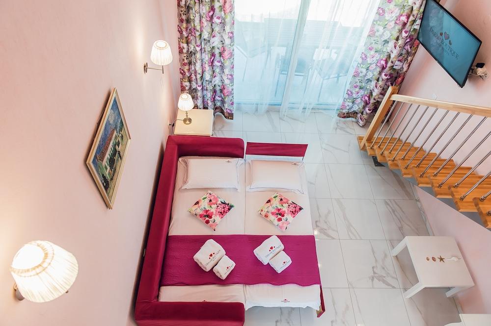 Dream Boutique Apartments