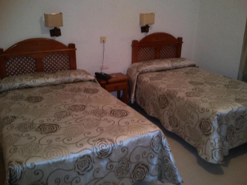 Hotel Castillo De Montemayor