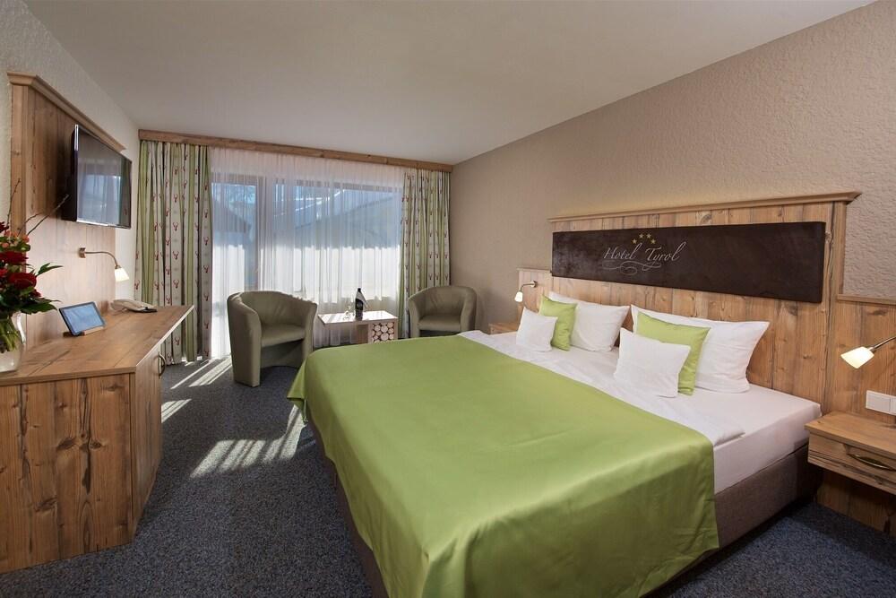 Hotel Tyrol