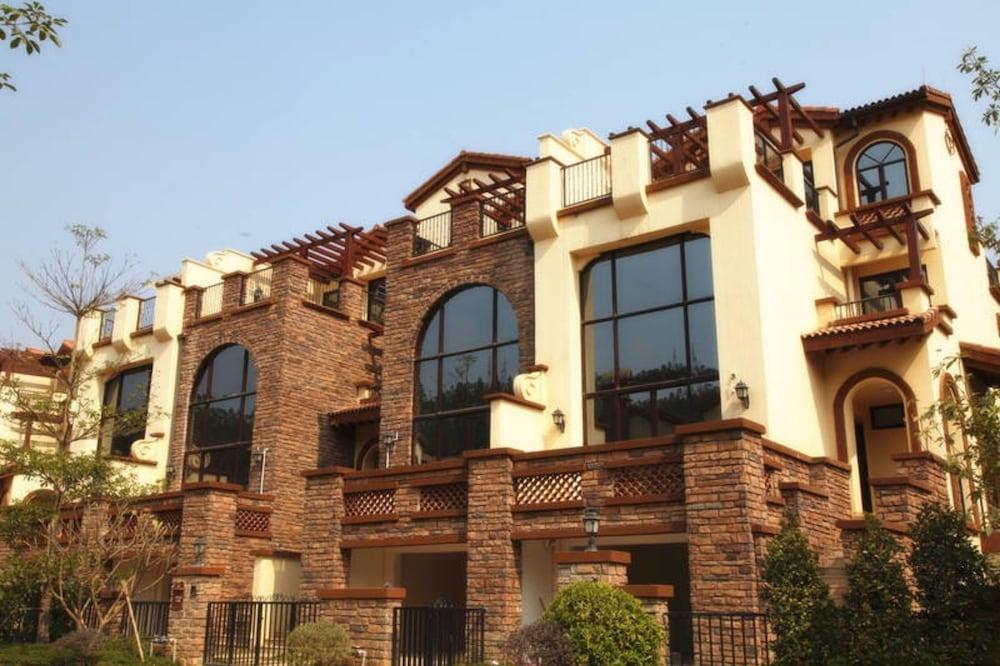 Tian Yue Hui Hot Spring Villa