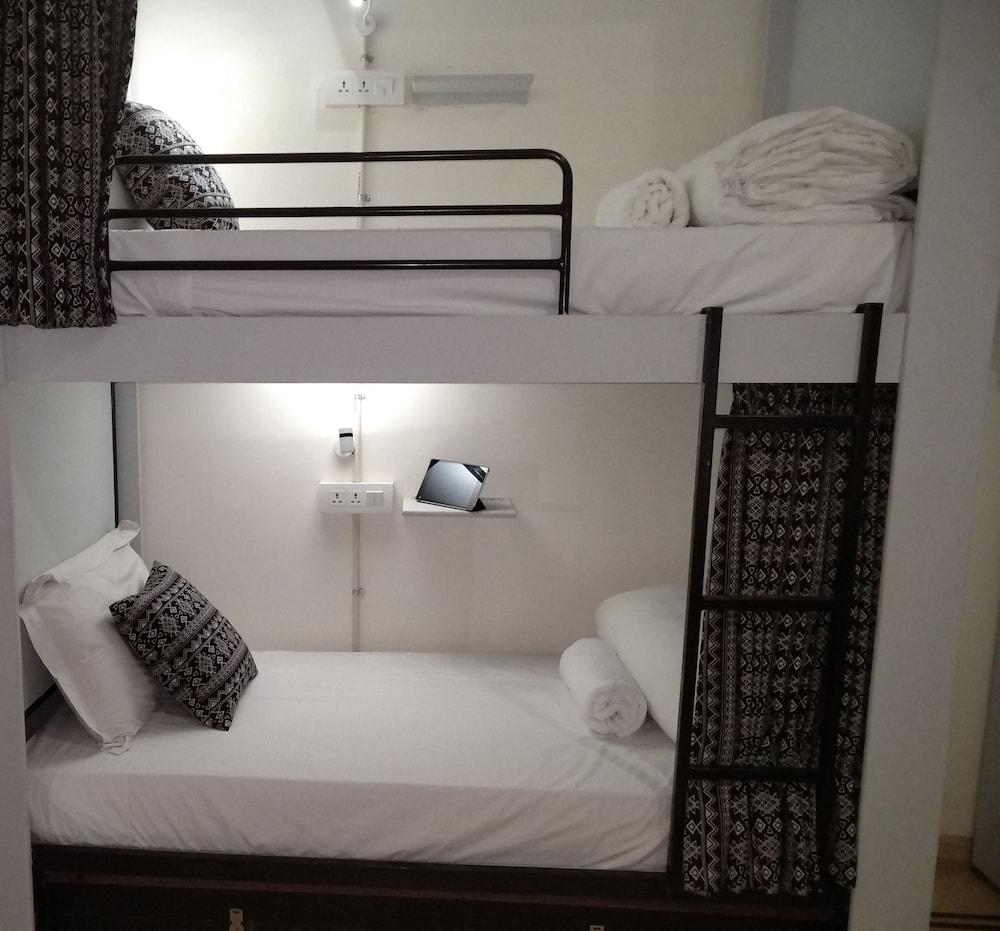 Nomadia Hostel by Anara Homes & Villas