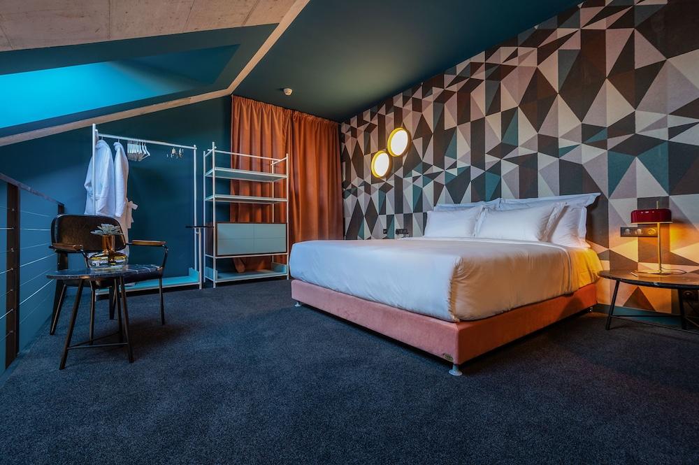 Stories Boutique Hotel