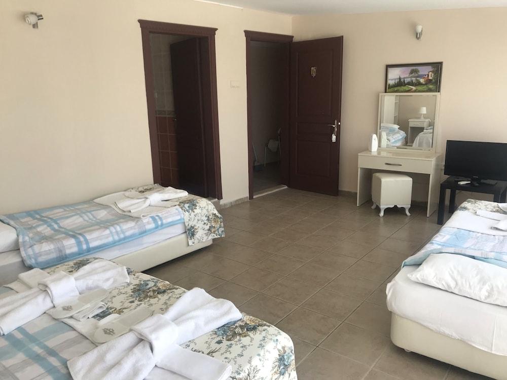 Ciflikkoy Golden Butik Otel