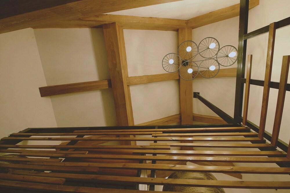 Simple Palace - Hostel