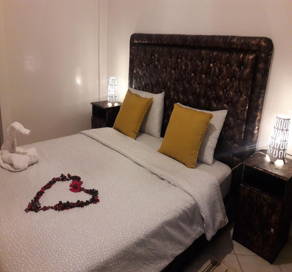 The Seven Apartments