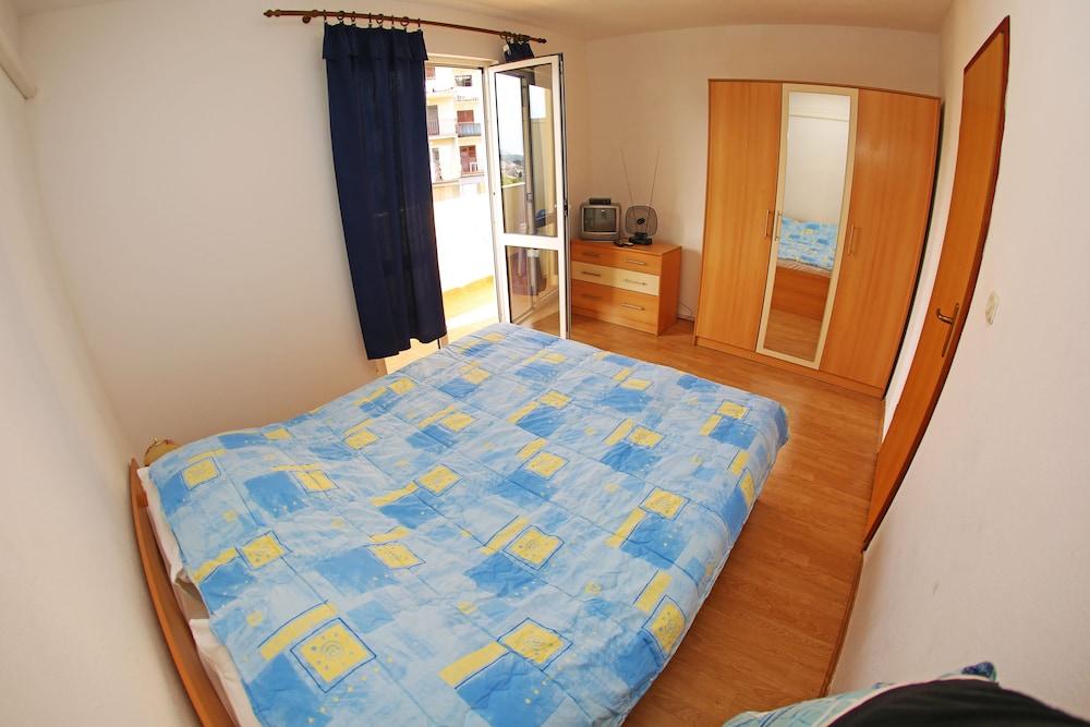 Apartments and Rooms Zvjezdana