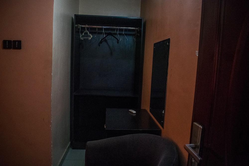 Aeroville Apartments 2