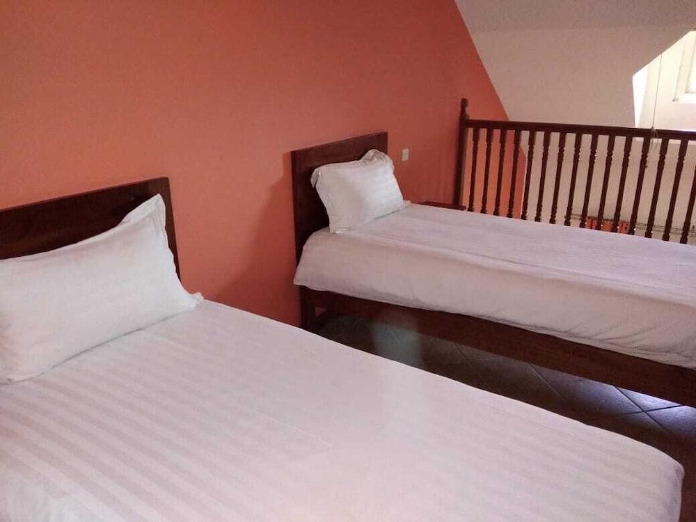 Sunset Reef Resort & Spa