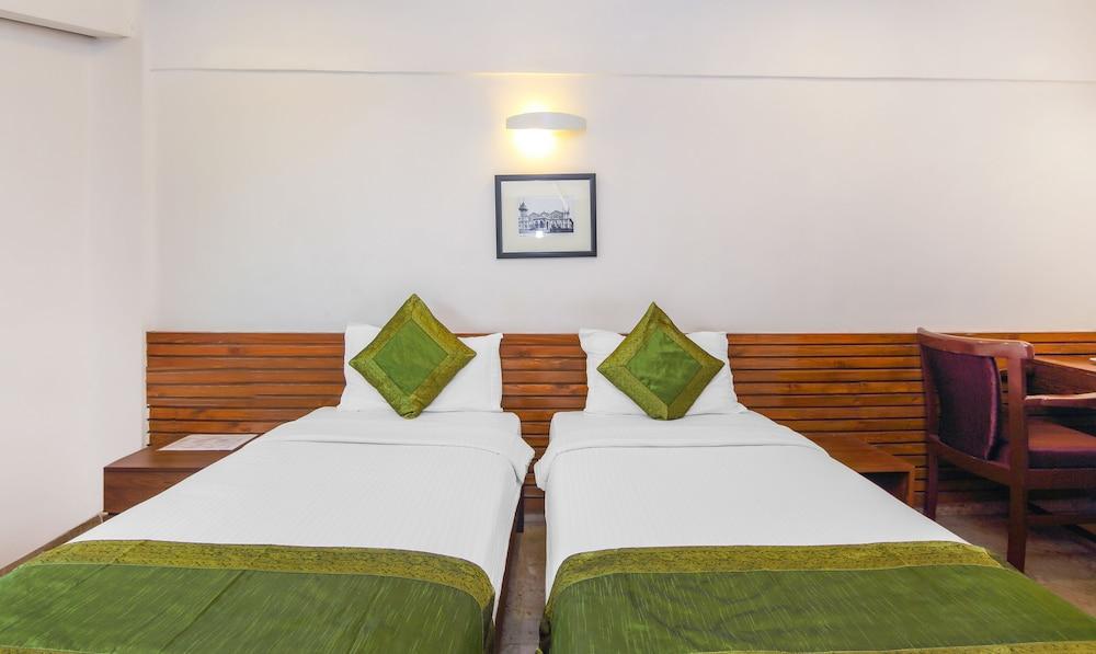 Treebo Swamini Niwas