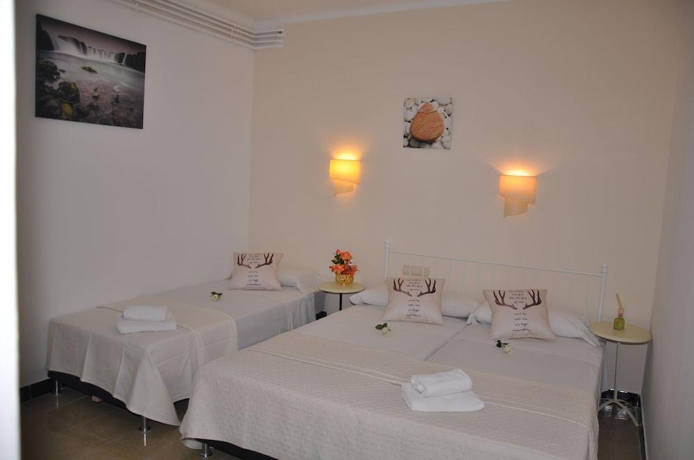 Wellamar Hotel & Apartments