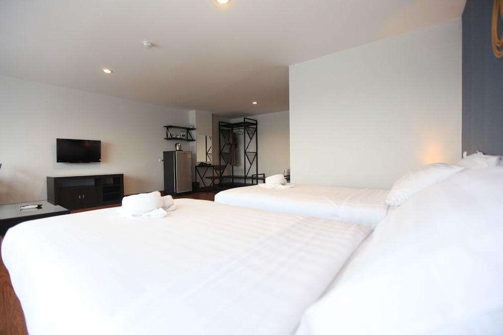 zZz Crest Chiang Mai