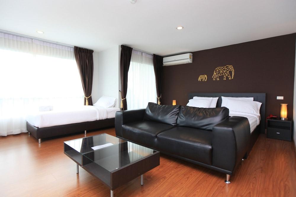 zZz Crest Chiang Mai