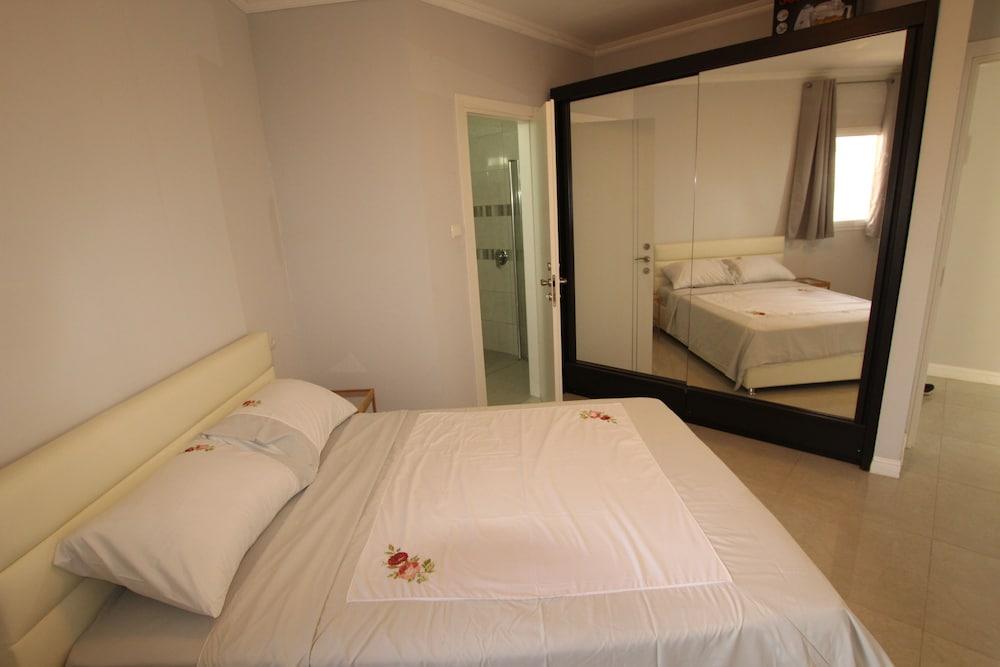 Royal Apartment on the Sea