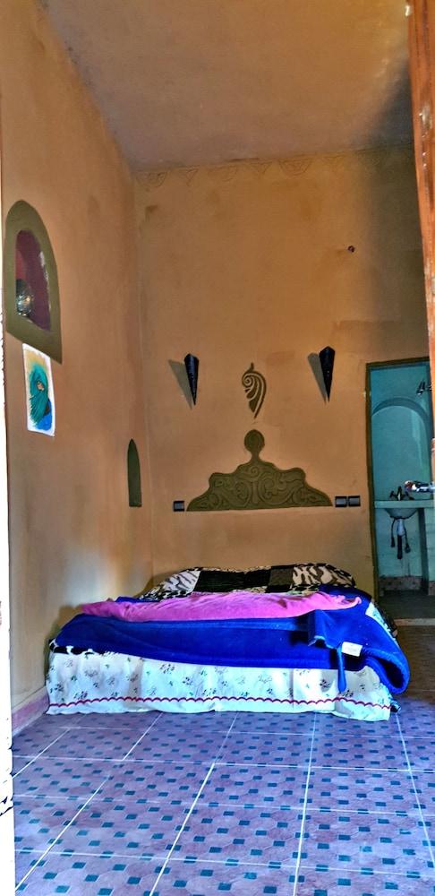 Kasbah Les Alizes Du Desert