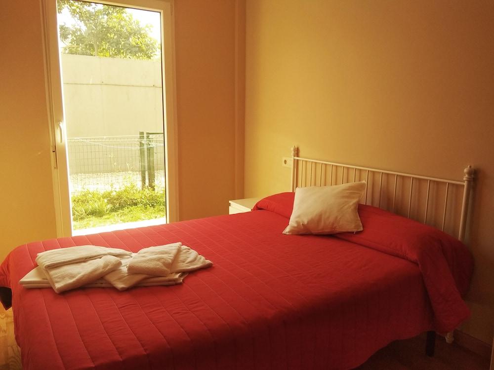 Apartamentos Playa Catedrales 3000