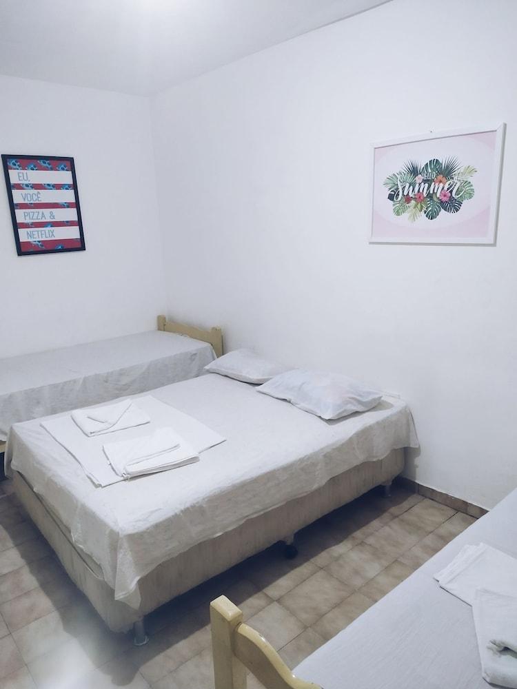 Pousada Familiar 25 De Março