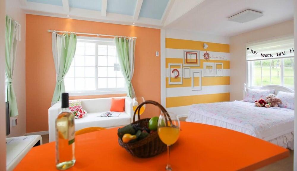 Hapcheonho View Smile Pension