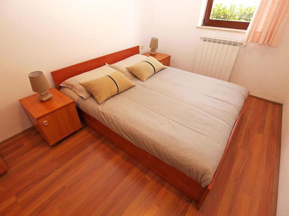 Apartments Dusanka 799