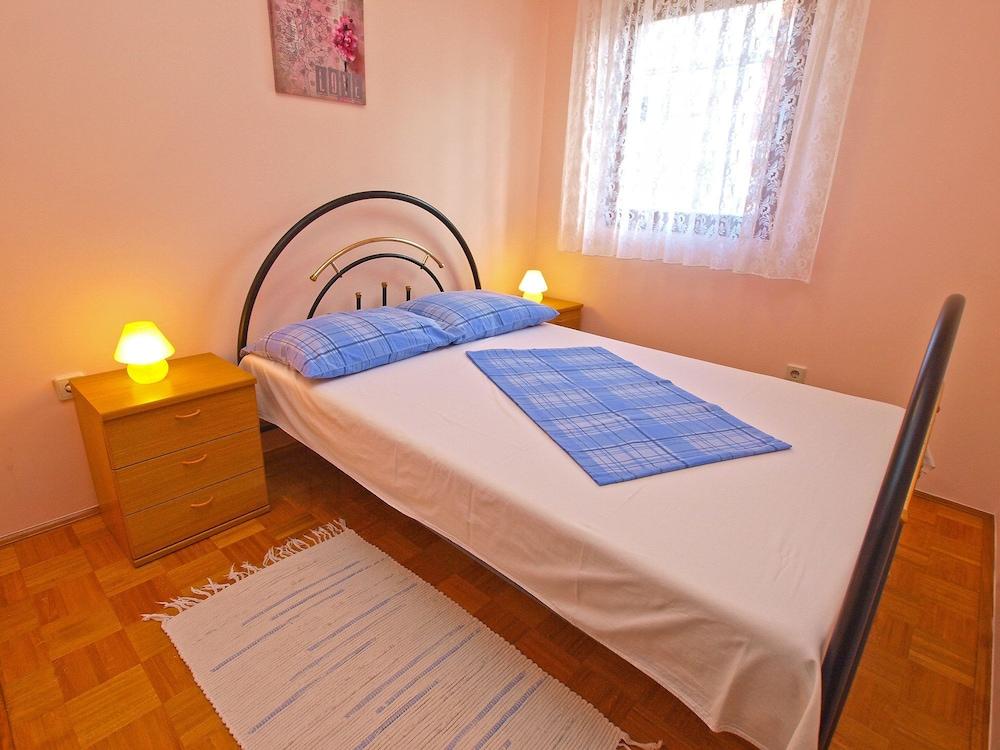 Apartments Dubravka 1315