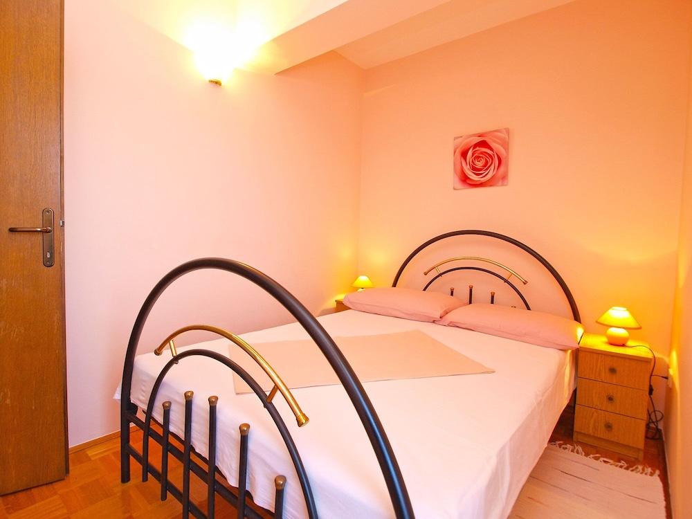 Apartments Dubravka 1315