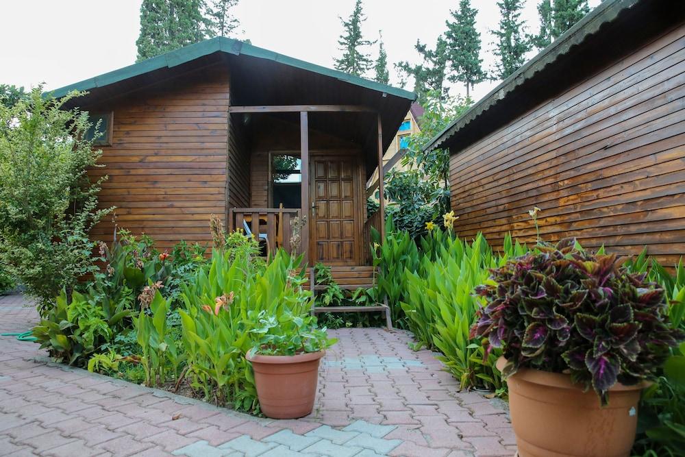 Duran Pansiyon Bungalow