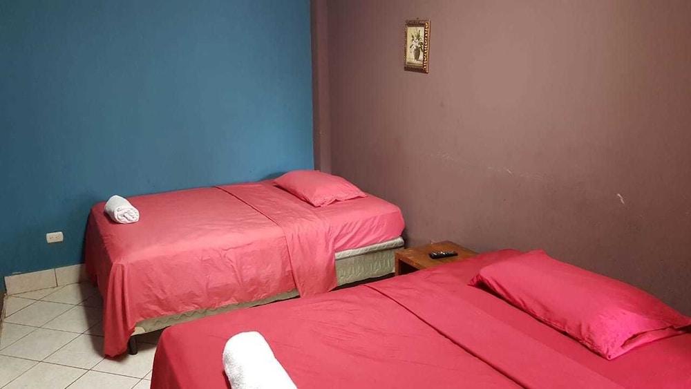 Hotel Estancia Victoria