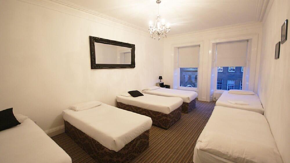 Princes Street Edinburgh Group Townhouse