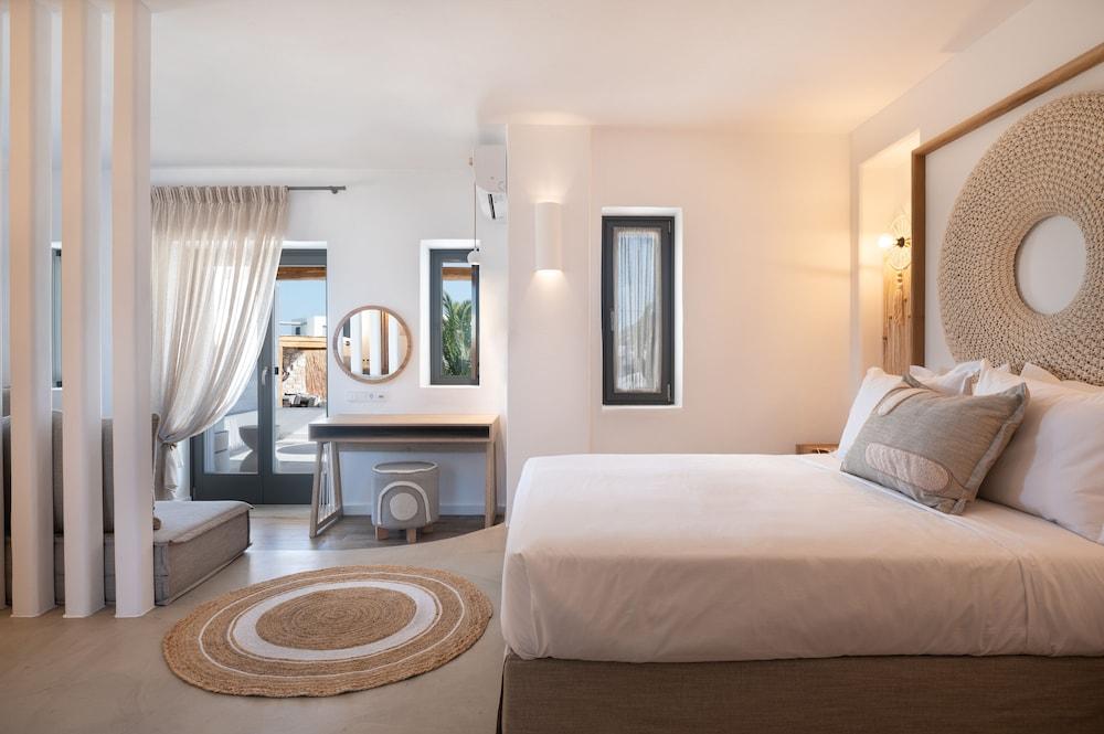 Kosmitis Suites & Villas