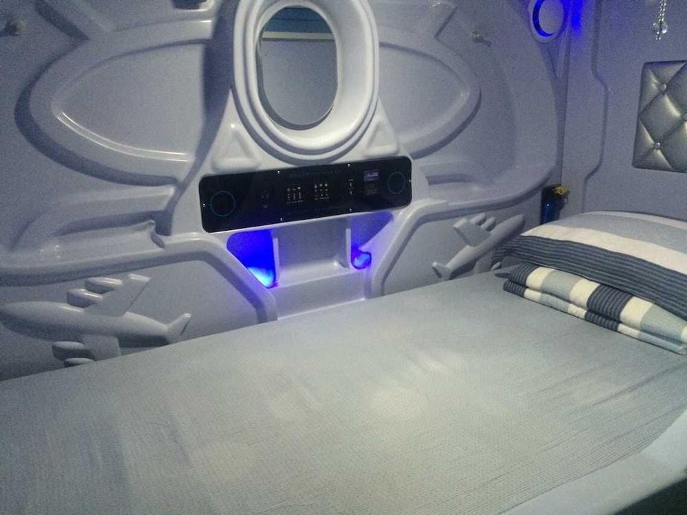 Changsha Tourist Capsule Youth Hostel