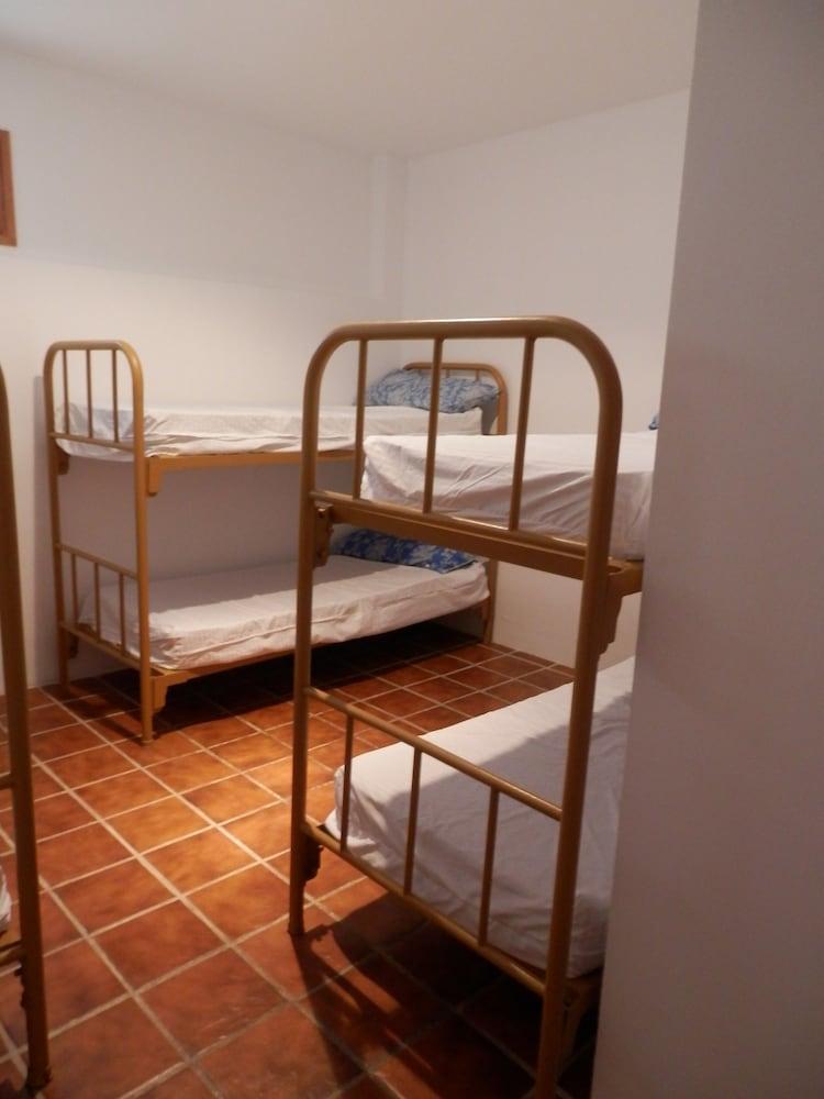 Albergue Restaurante Salto de Bierge - Hostel