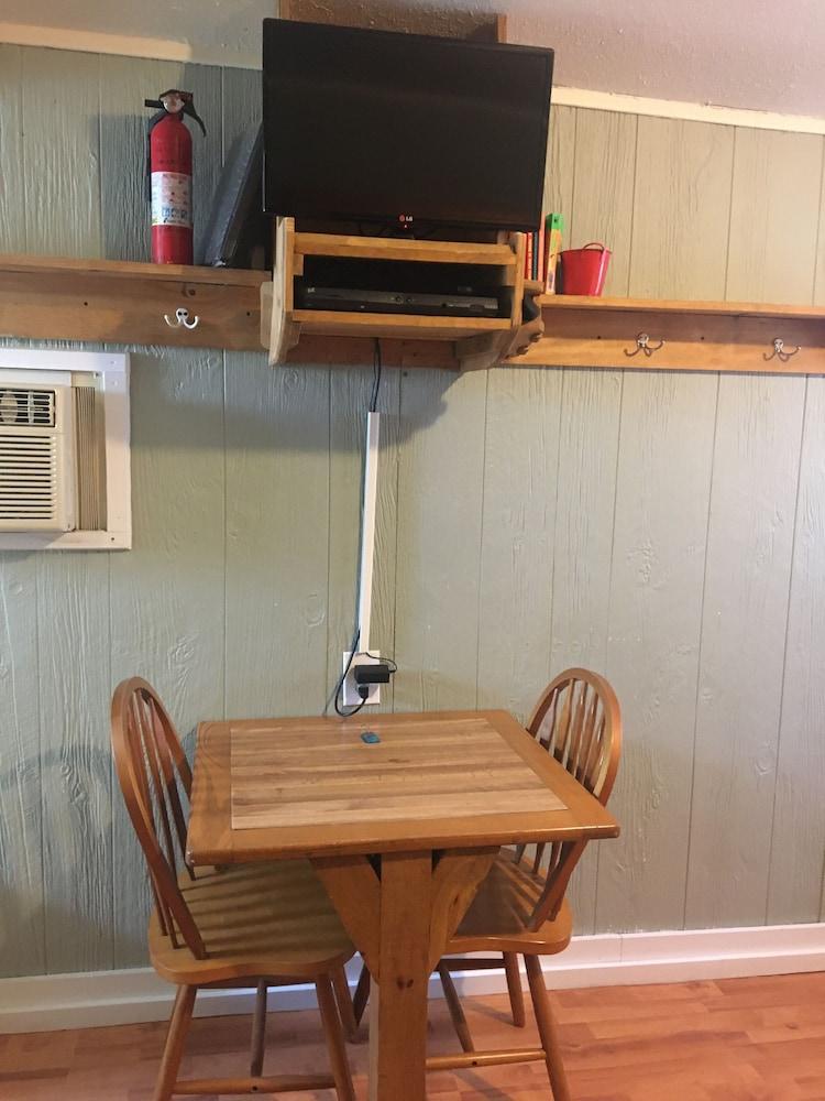 Lago Linda Hideaway Camp