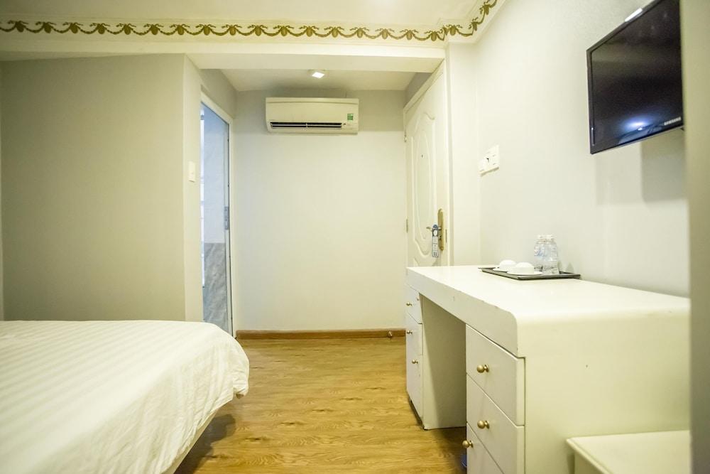 Phung Hoang Golden Hotel