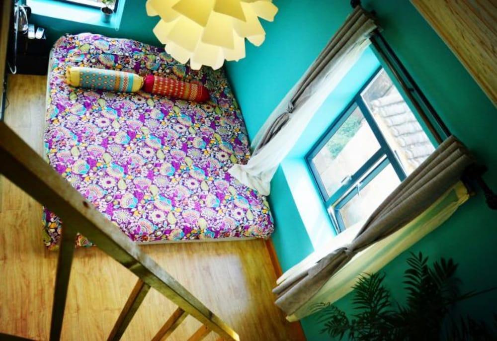 Sharemood Guest House