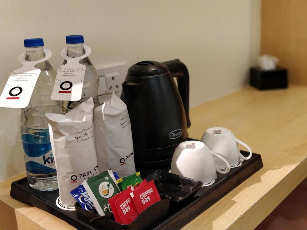 10 Park Street Hotel & Banquets