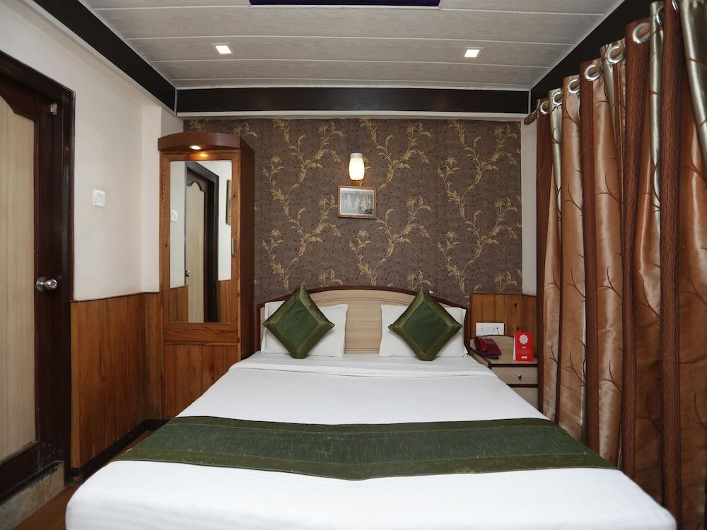 OYO 12721 Vansh Regency