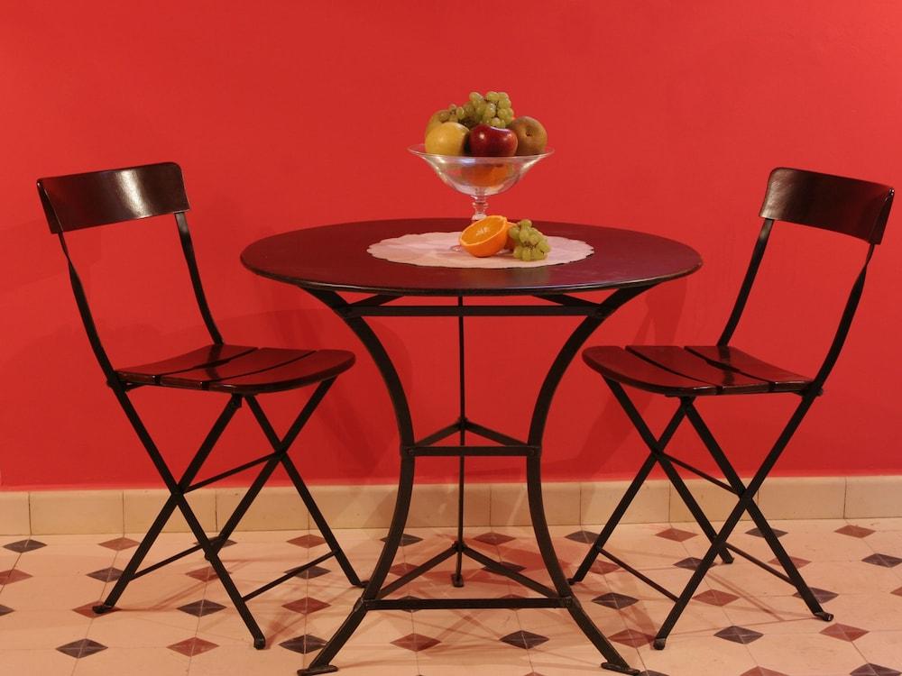 Apartamentos Rurales El Zarzo