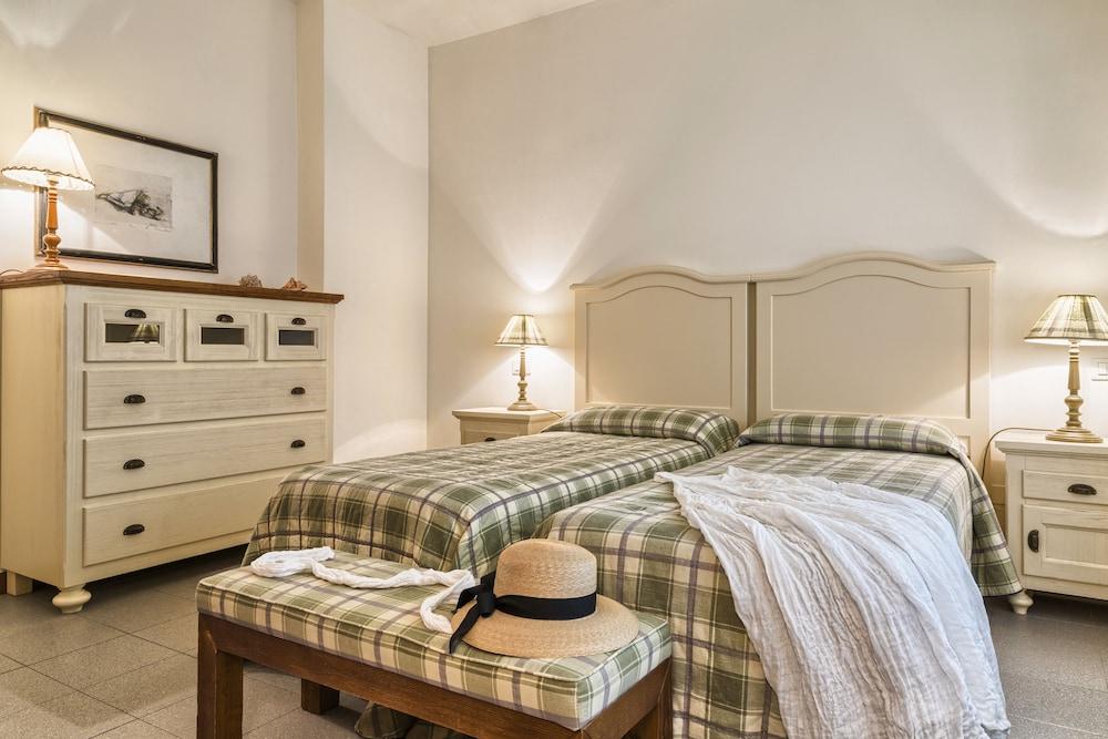 Roccamare Resort - Ville e Appartamenti