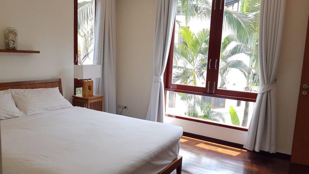 Pranaluxe Pool Villa Holiday Home