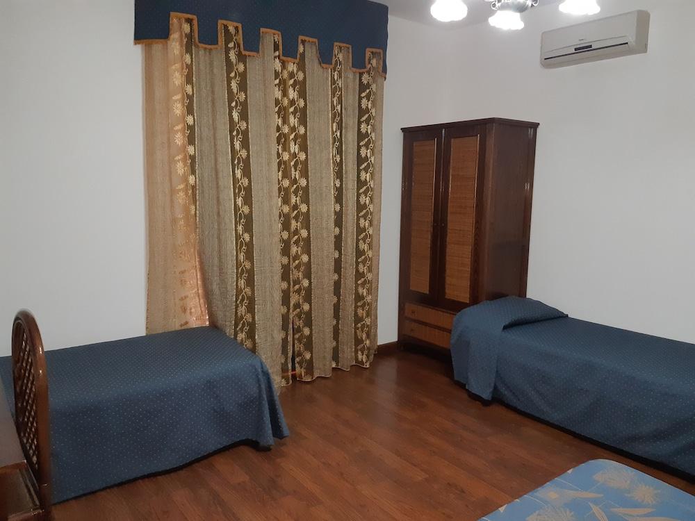 Bed and Breakfast Coral Blue