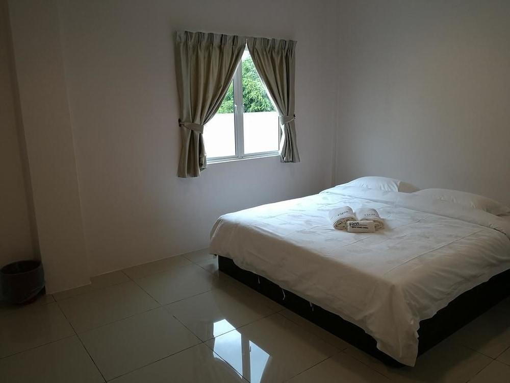 First Guest House Cheras