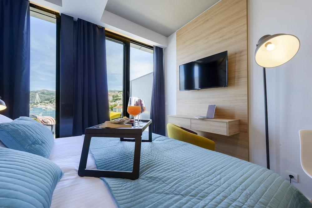 Adriatic Deluxe Apartments