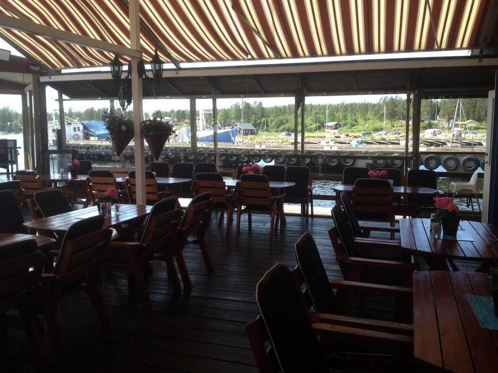 Hotel Mellanfjärden