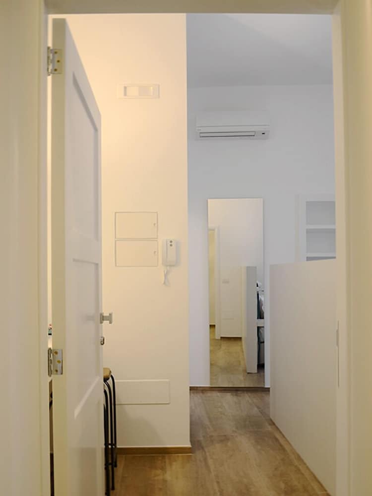 Suite Home Trani Old Town